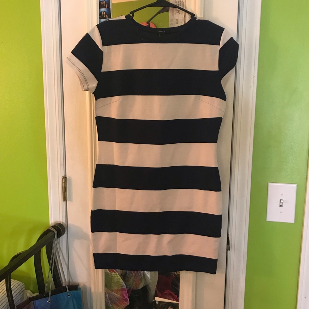 NWOT Forever 21 Striped Dress